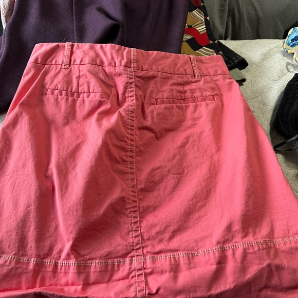 Fun casual salmon pink skirt - Picture 5 of 5